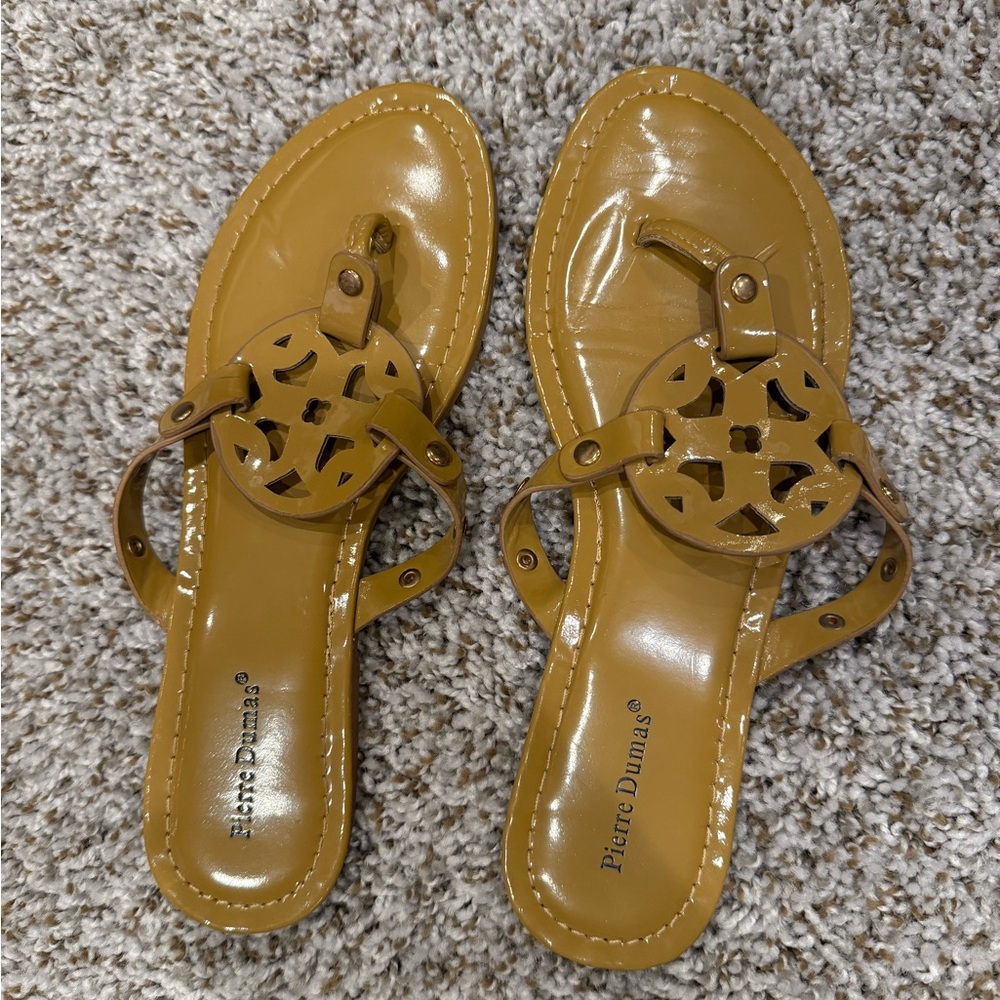 Pierre Dumas Women's Mustard Sandals
